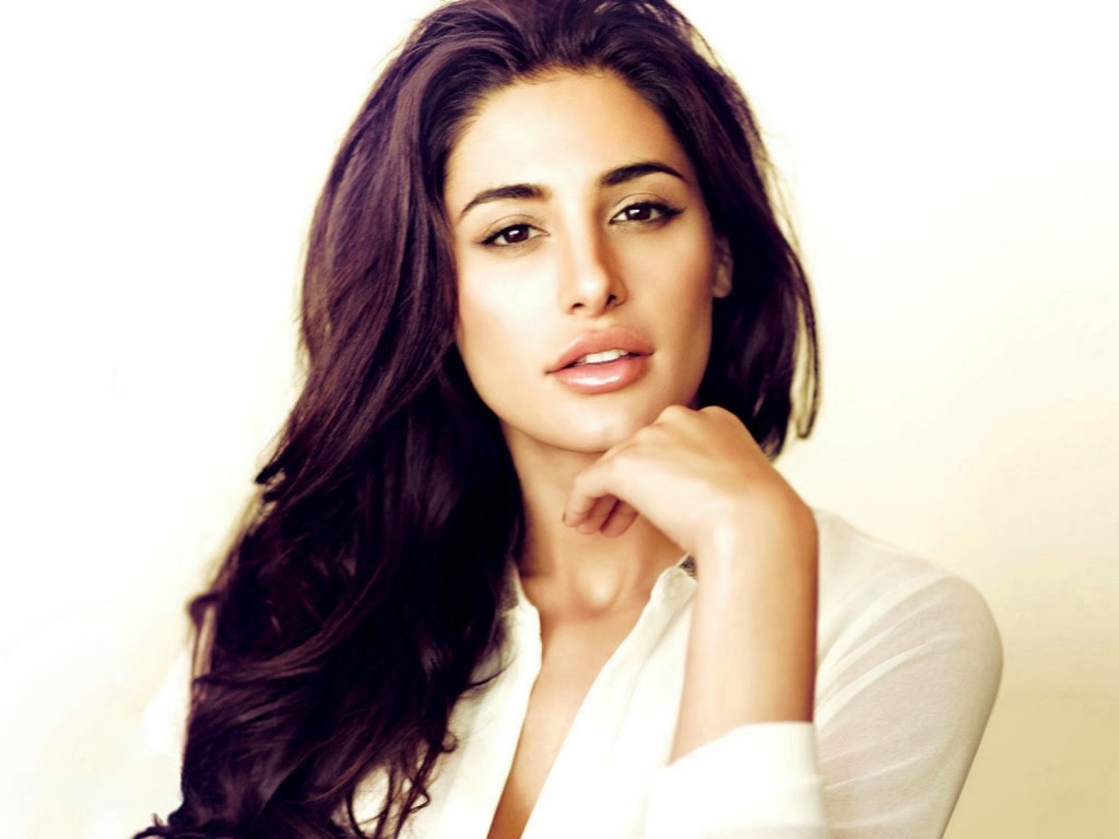 Nargis Fakhri Hd Wallpapers - fun roundup