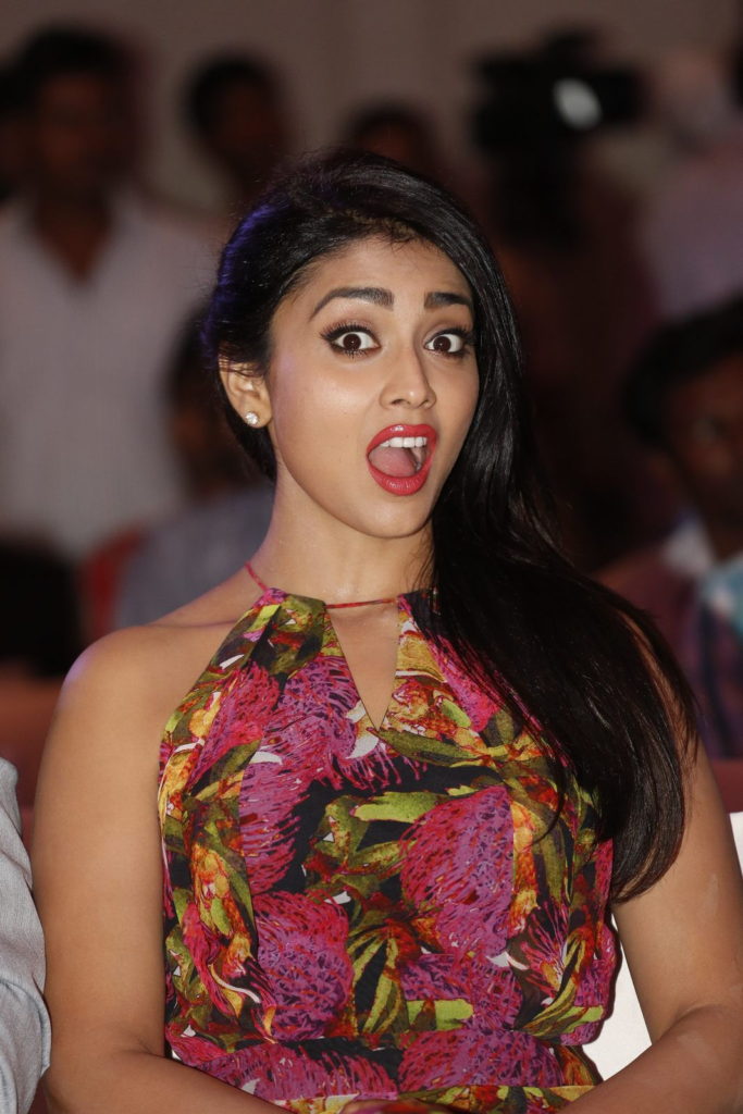 Shriya-Saran-Latest-HD-images-683x1024.j