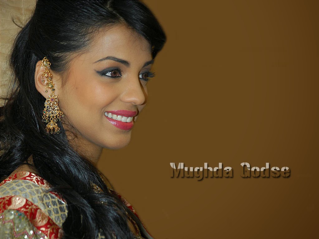 Mugdha Godse Hot Pics