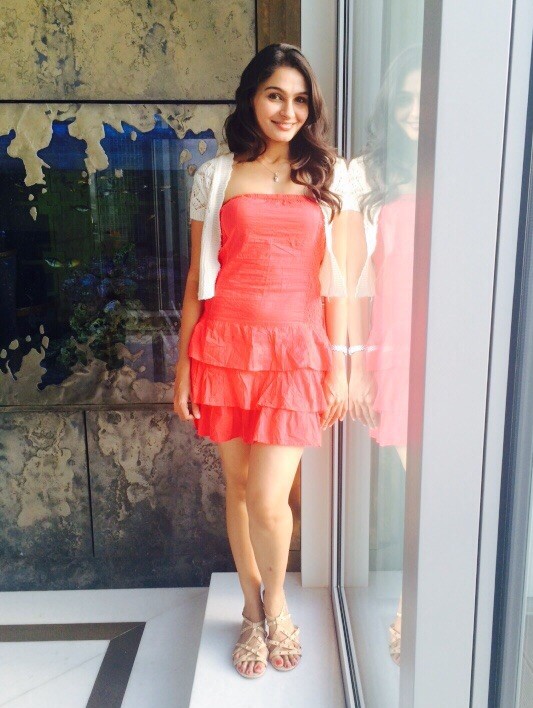 Andrea-Jeremiah-Images-HD