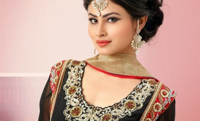 mouni roy hottest pic