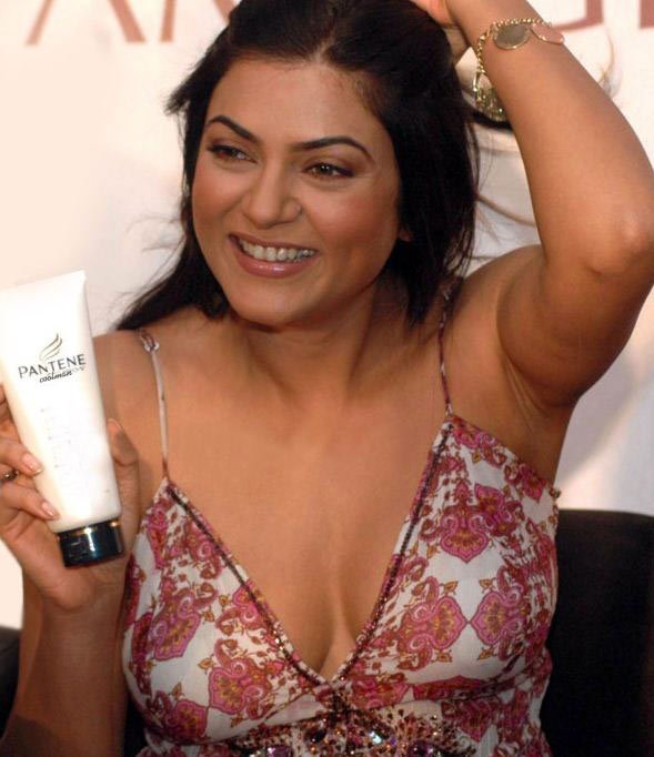 Sushmita Sen Hot Pics