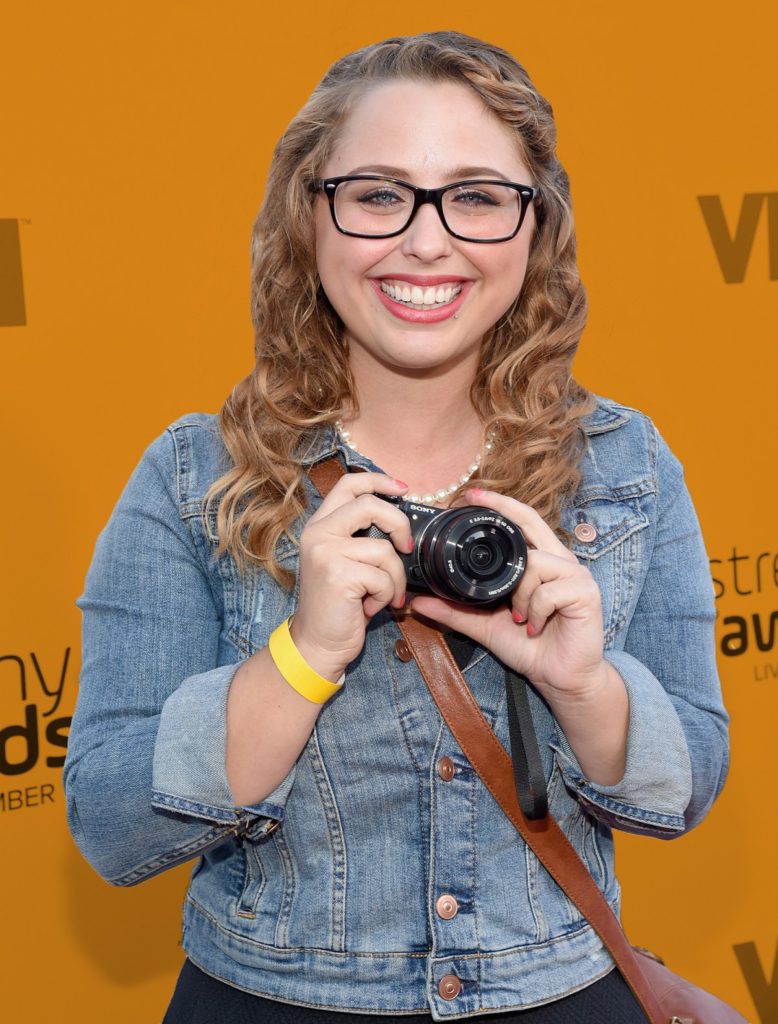 Laci Green hot photo