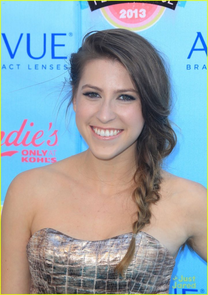 Eden Sher hot images