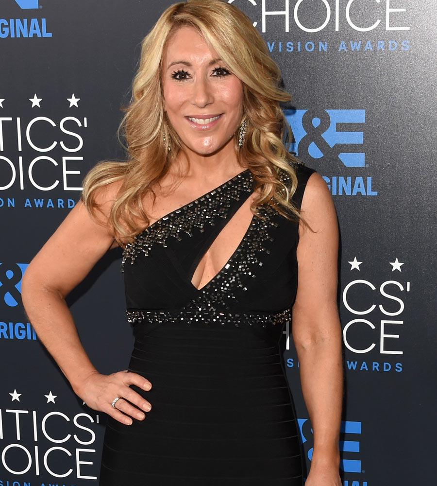 lori greiner black dress shark tank. 