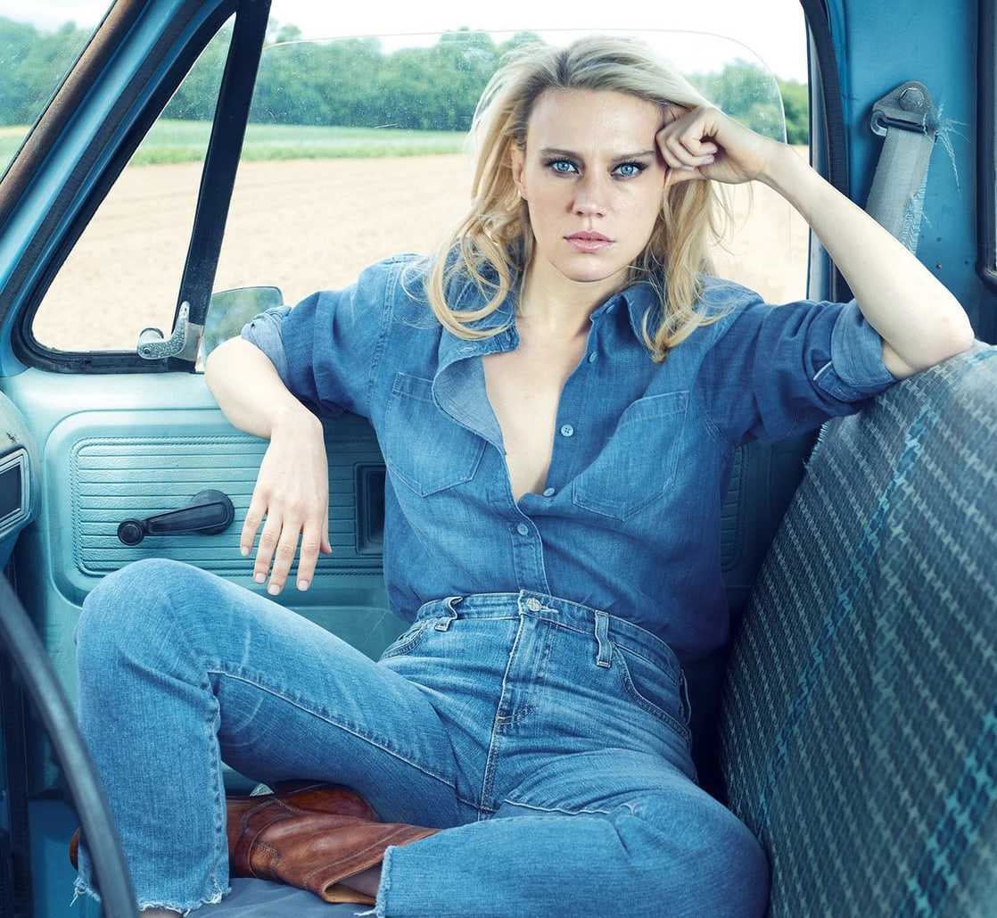 Kate McKinnon In Jeans